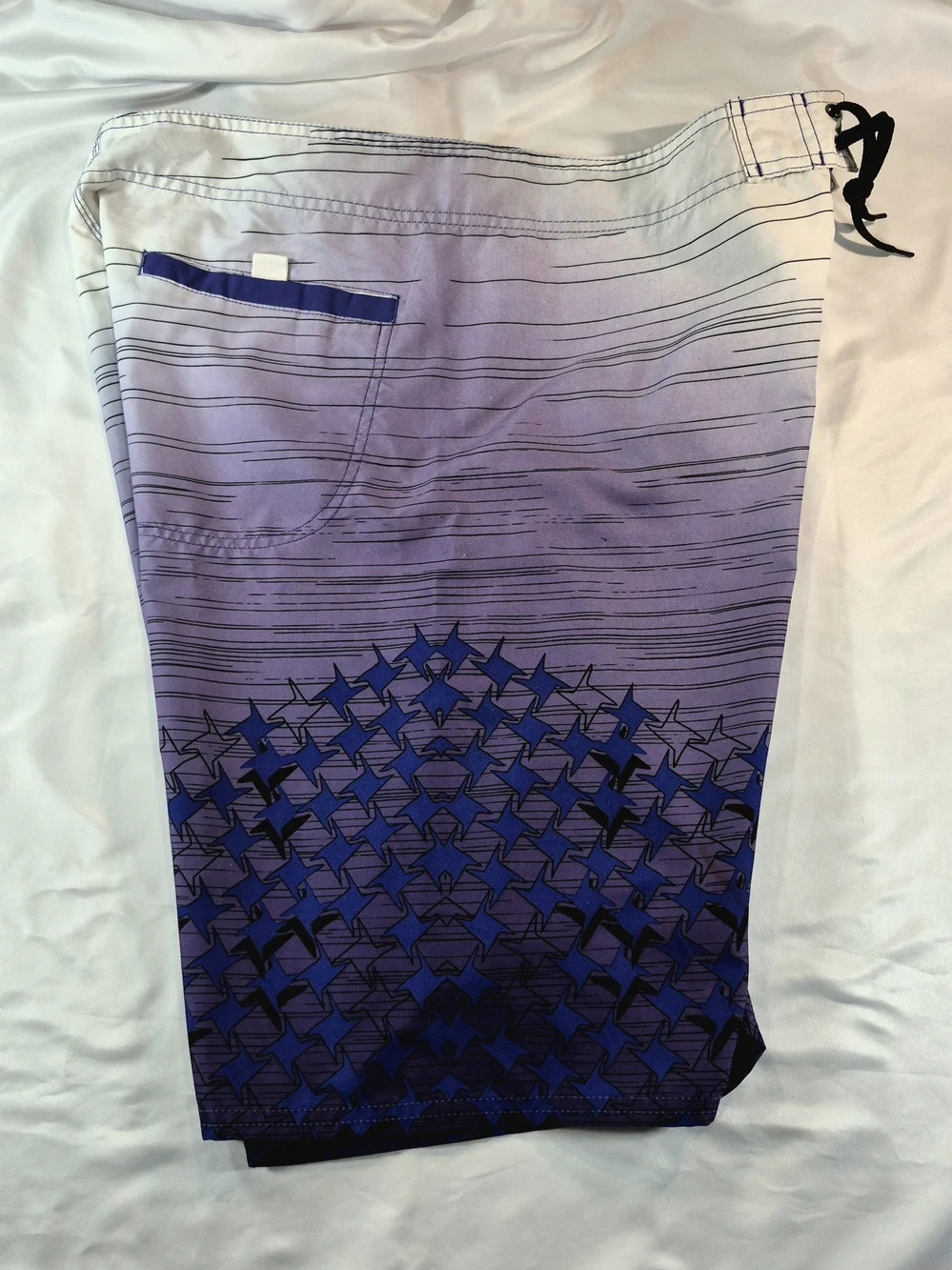 NWOT Banana Republic BR Sport Purple Ombré Geometric Swim Trunks - Large